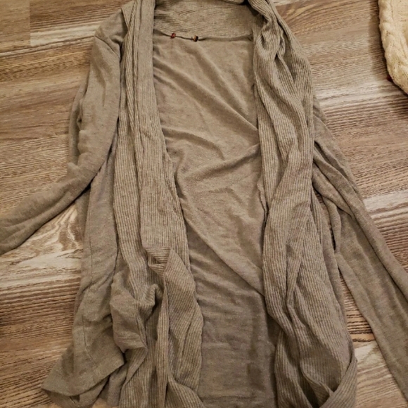 Sweater bundle - Picture 1 of 7